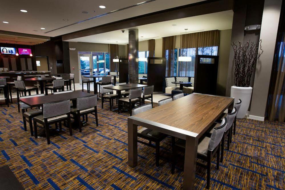 Hotel Courtyard By Marriott Msu At The Mill Conference Center Starkville